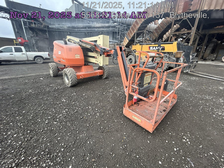 2019 JLG 450AJ