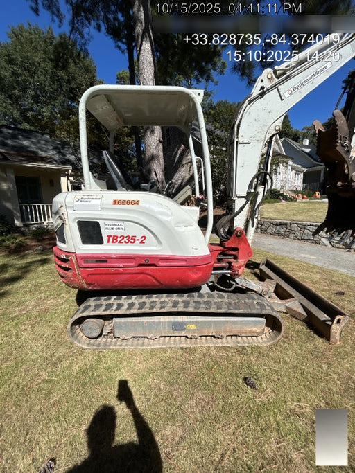 2021 TAKEUCHI TB235-2R
