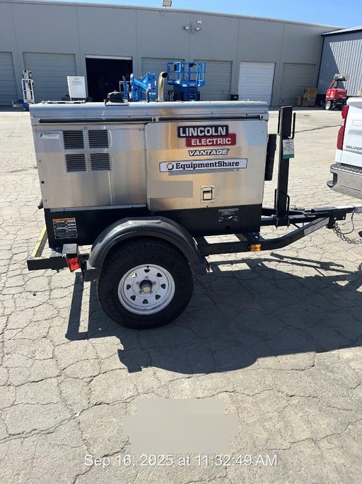 2019 Lincoln Electric Vantage 322 Welder Ready-Pak 3, Two wheel trailer, Fender and Light kit, Cable Rack