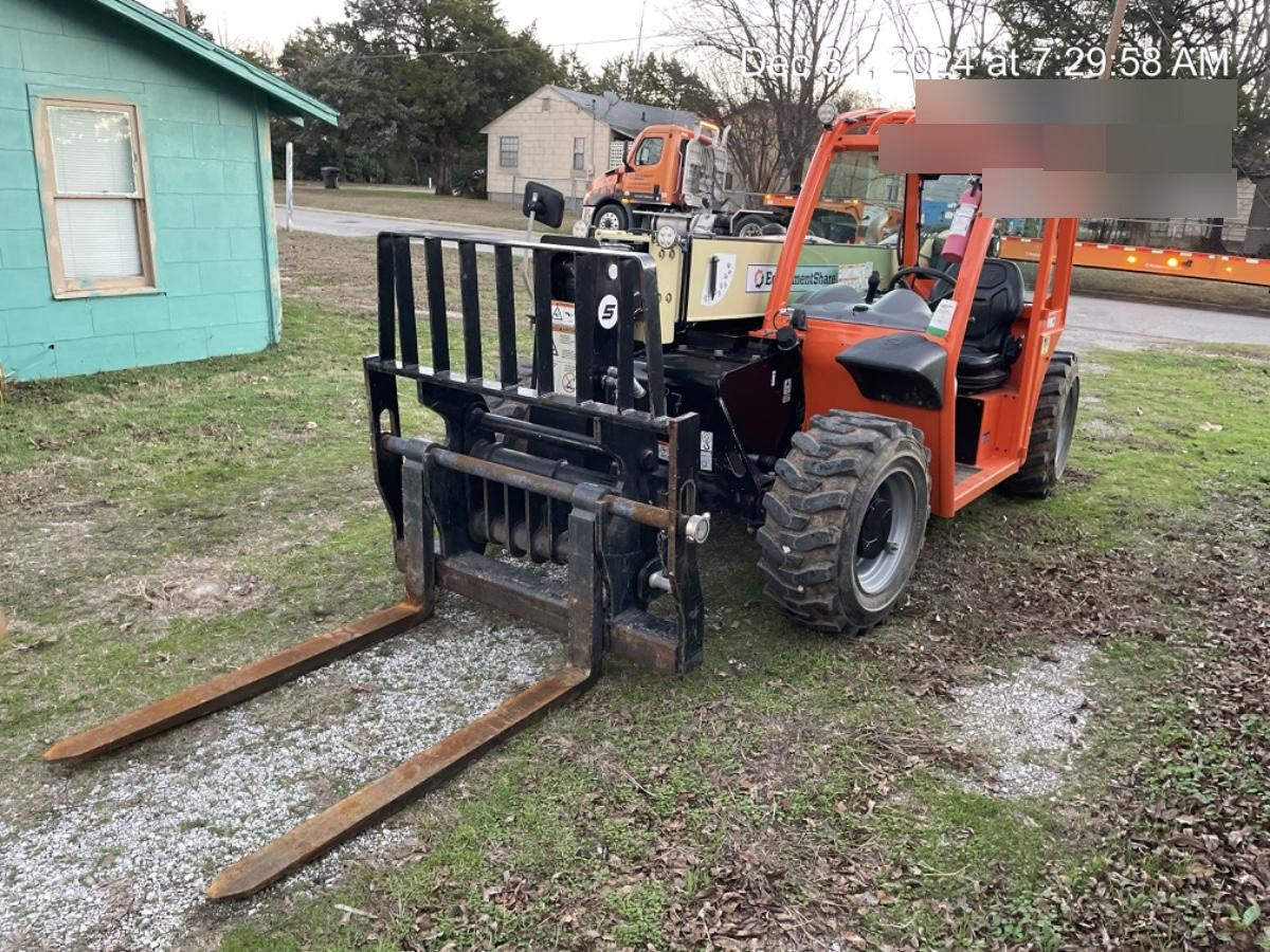 2022 JLG G5-18A