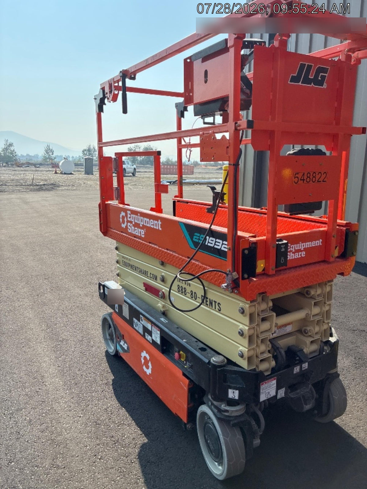2025 JLG ES1932