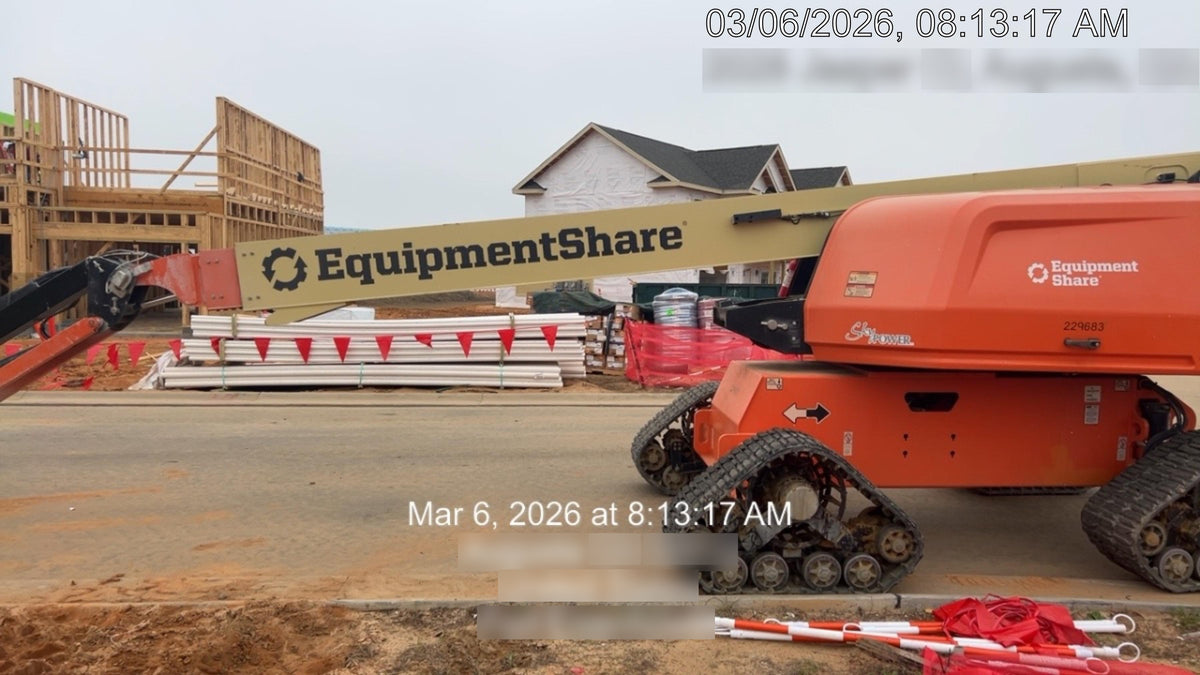 2022 JLG 660SJ Quad Track