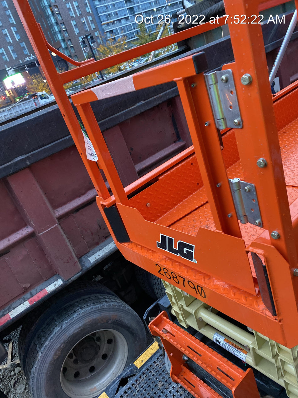 2022 JLG ES1932