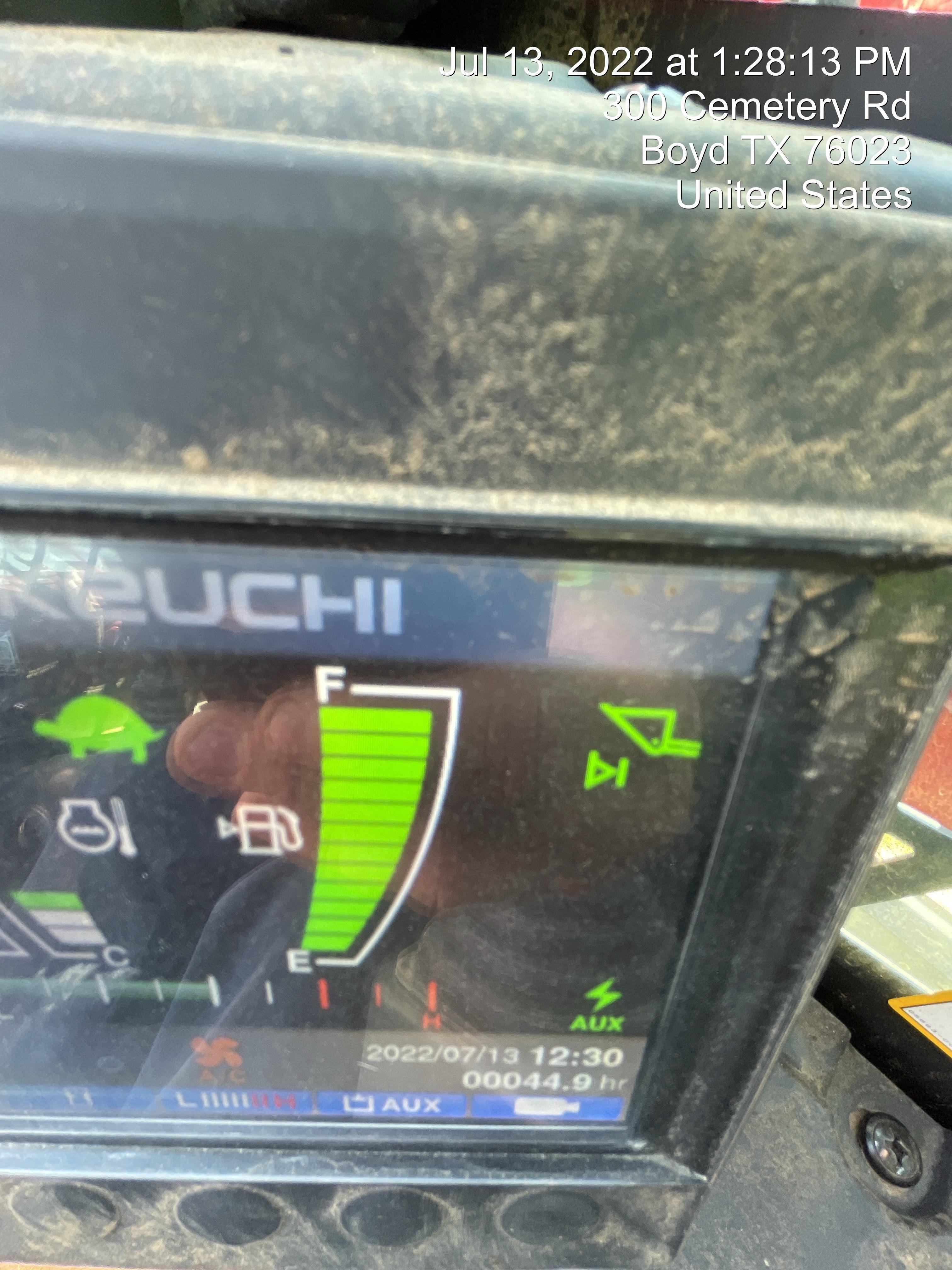 2022 TAKEUCHI TL10V2-CR