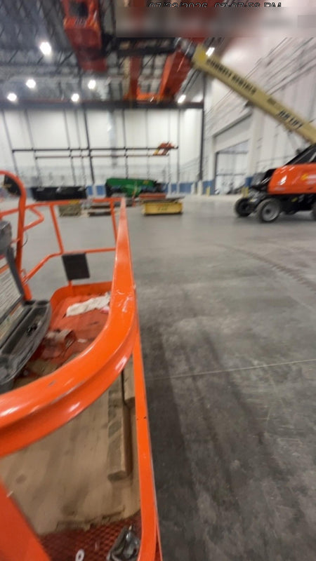 2023 JLG 660SJ