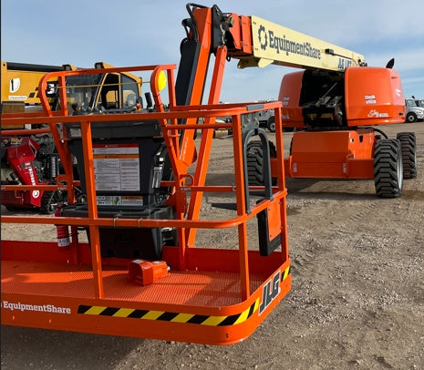 2023 JLG 660SJ