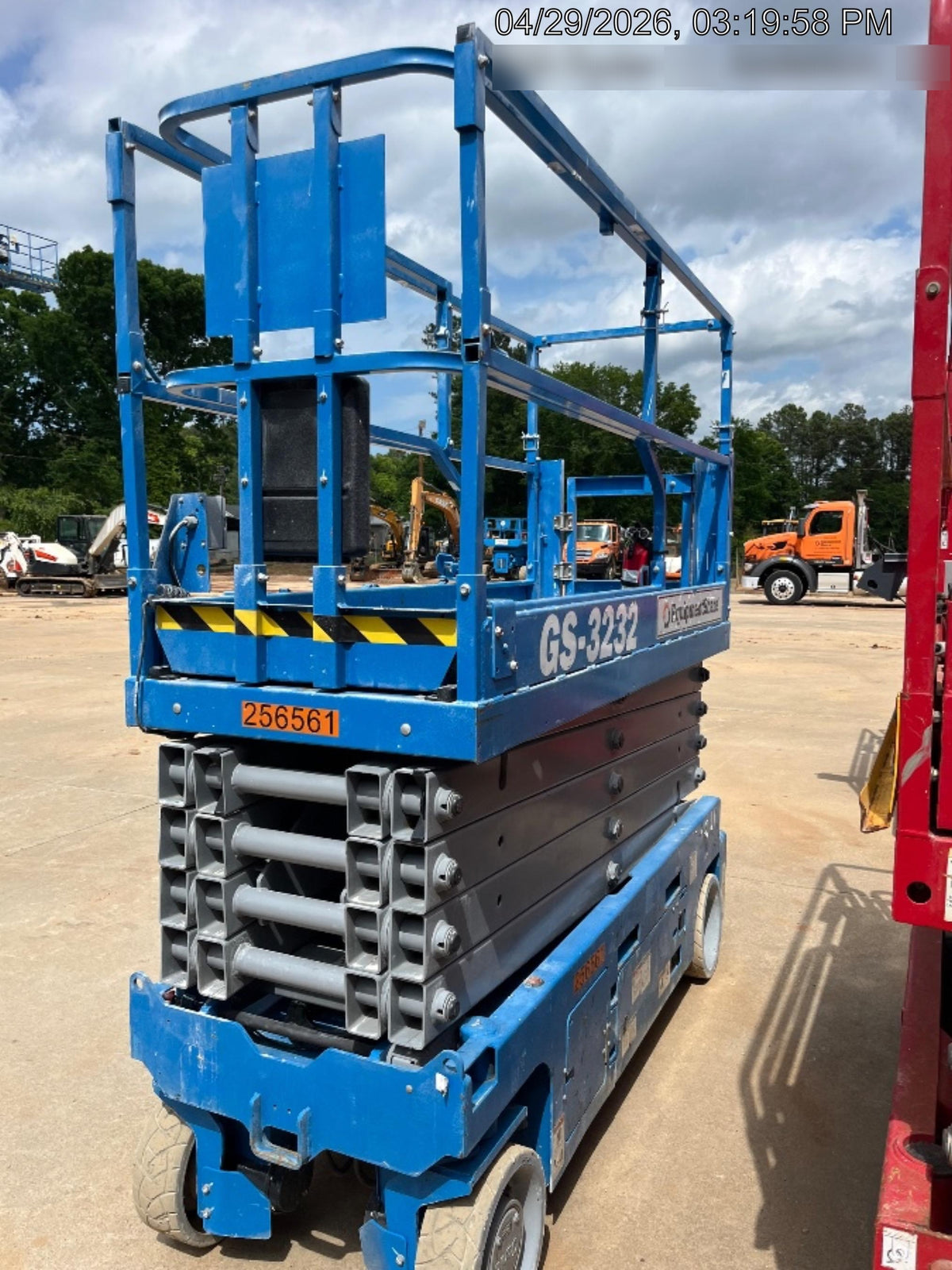 2022 GENIE GS-3232