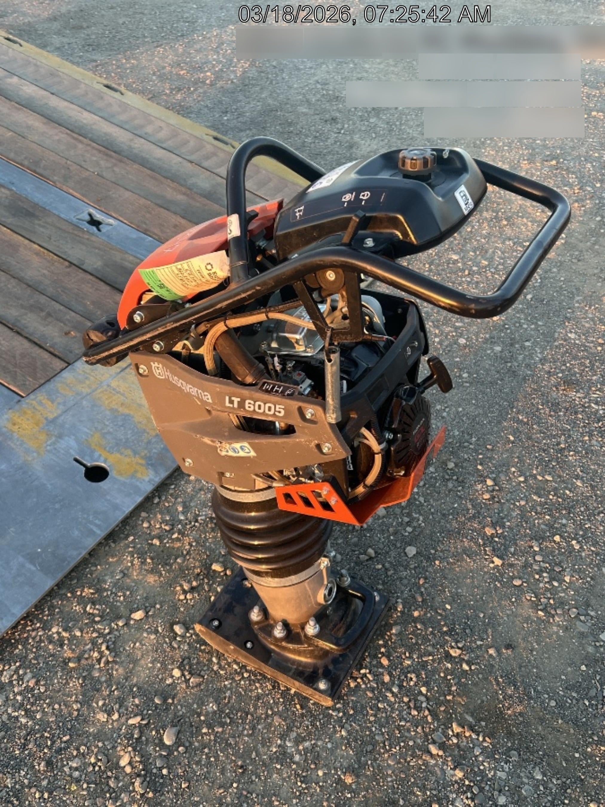 2024 HUSQVARNA LT6005