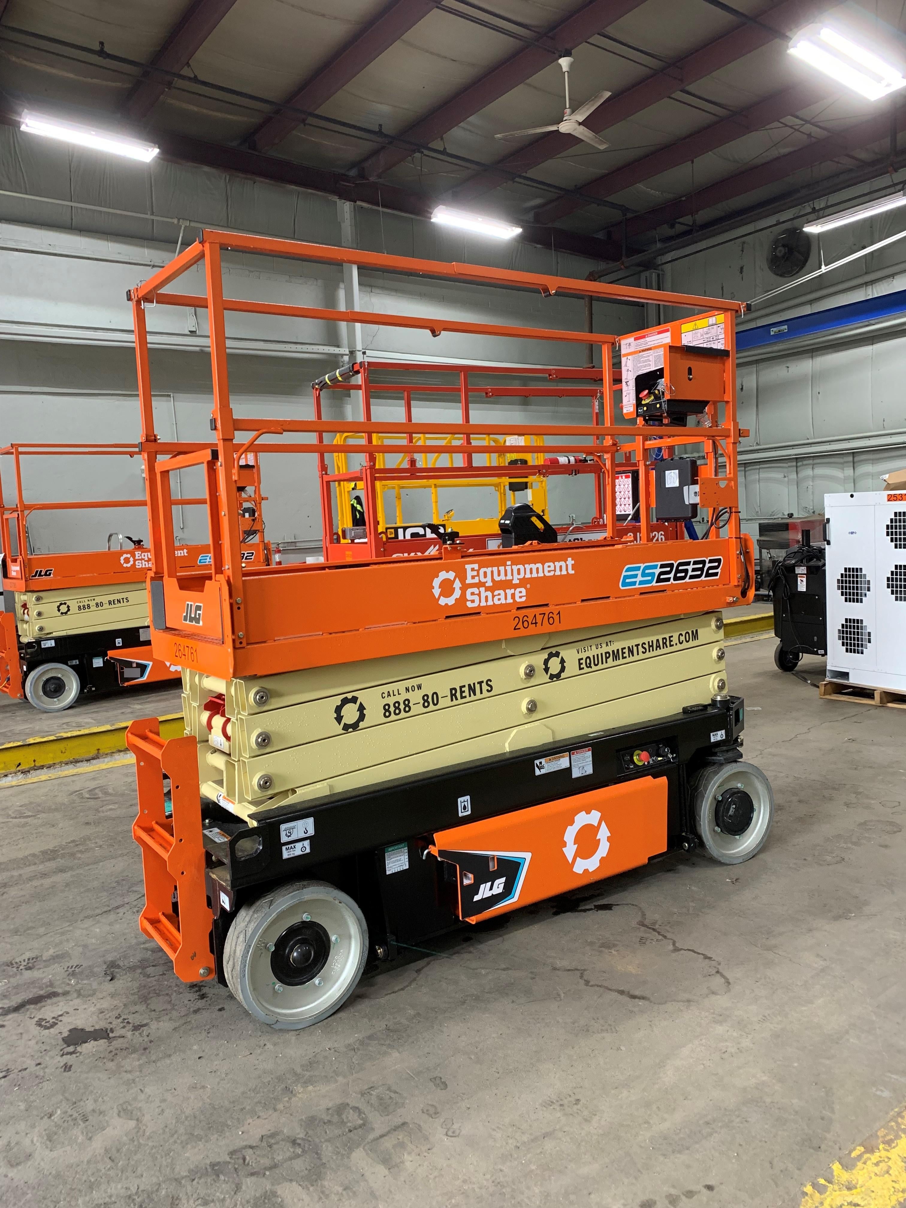 2022 JLG ES2632