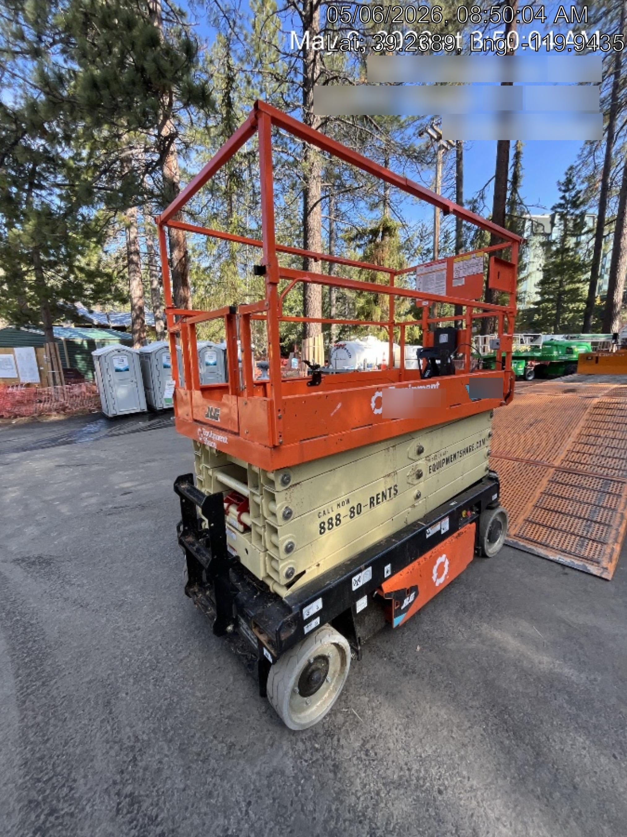 2025 JLG ES3246