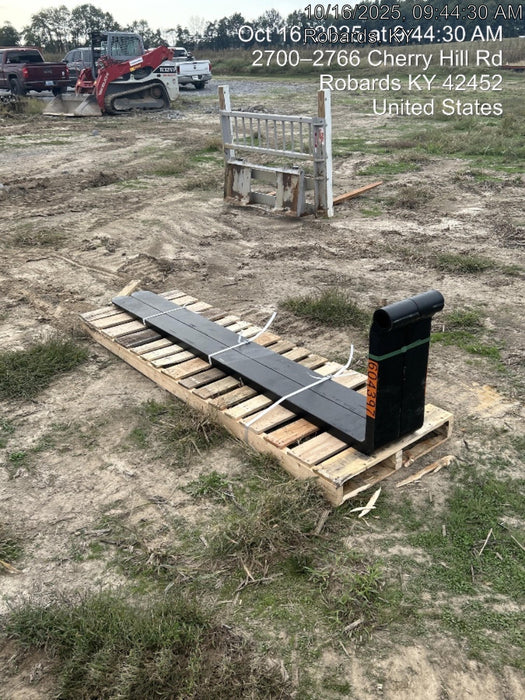 2025 ARROW MATERIAL HANDLING 96" Forks Frame - Arrow Material Handling