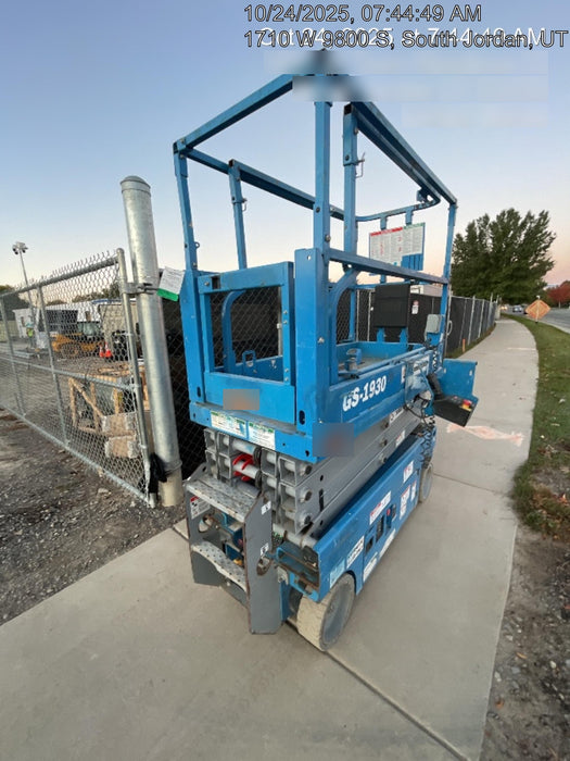 2020 Genie GS-1930 Solid Non Marking Tires, Beacon, Folding rails with half height swing gate