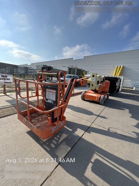 2019 JLG E400AJPN
