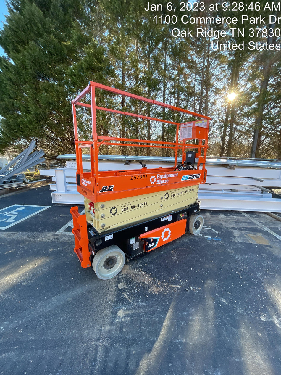2022 JLG ES2632