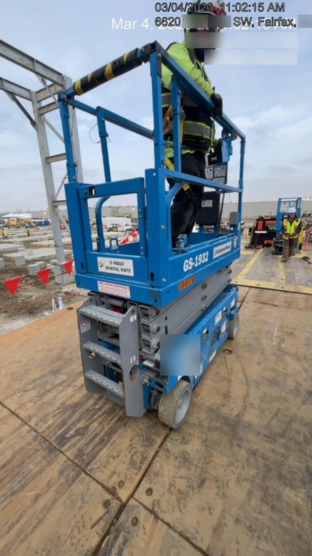 2020 Genie GS-1930 Solid Non Marking Tires, Beacon, Folding rails with half height swing gate
