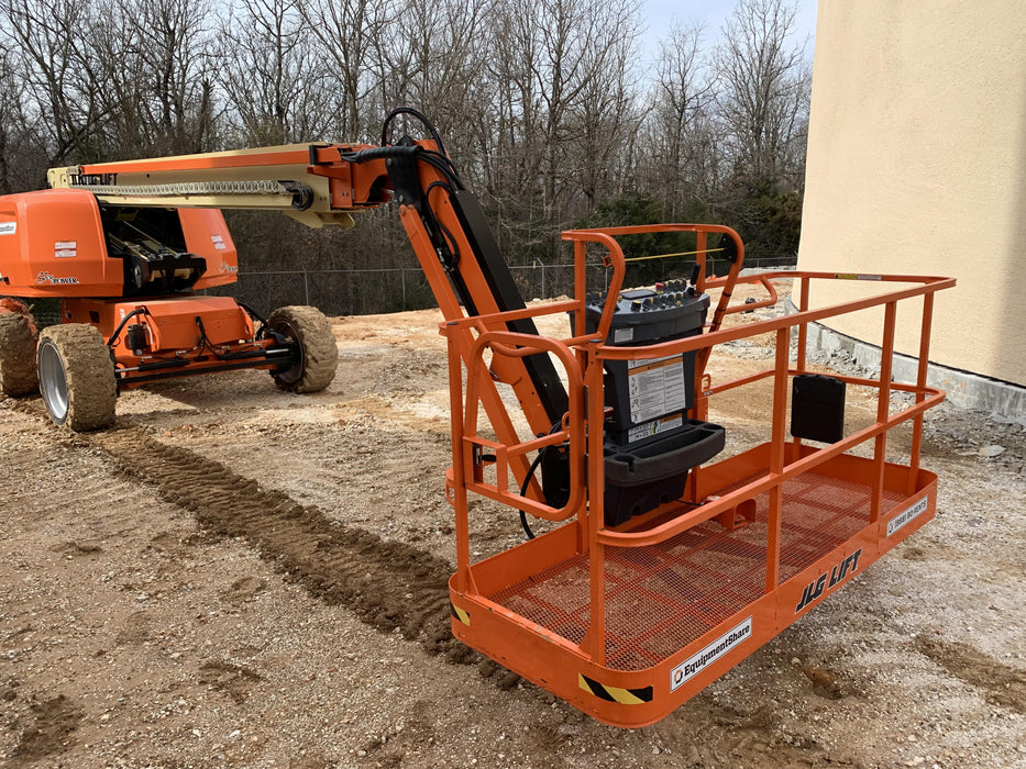 2020 JLG 660SJ