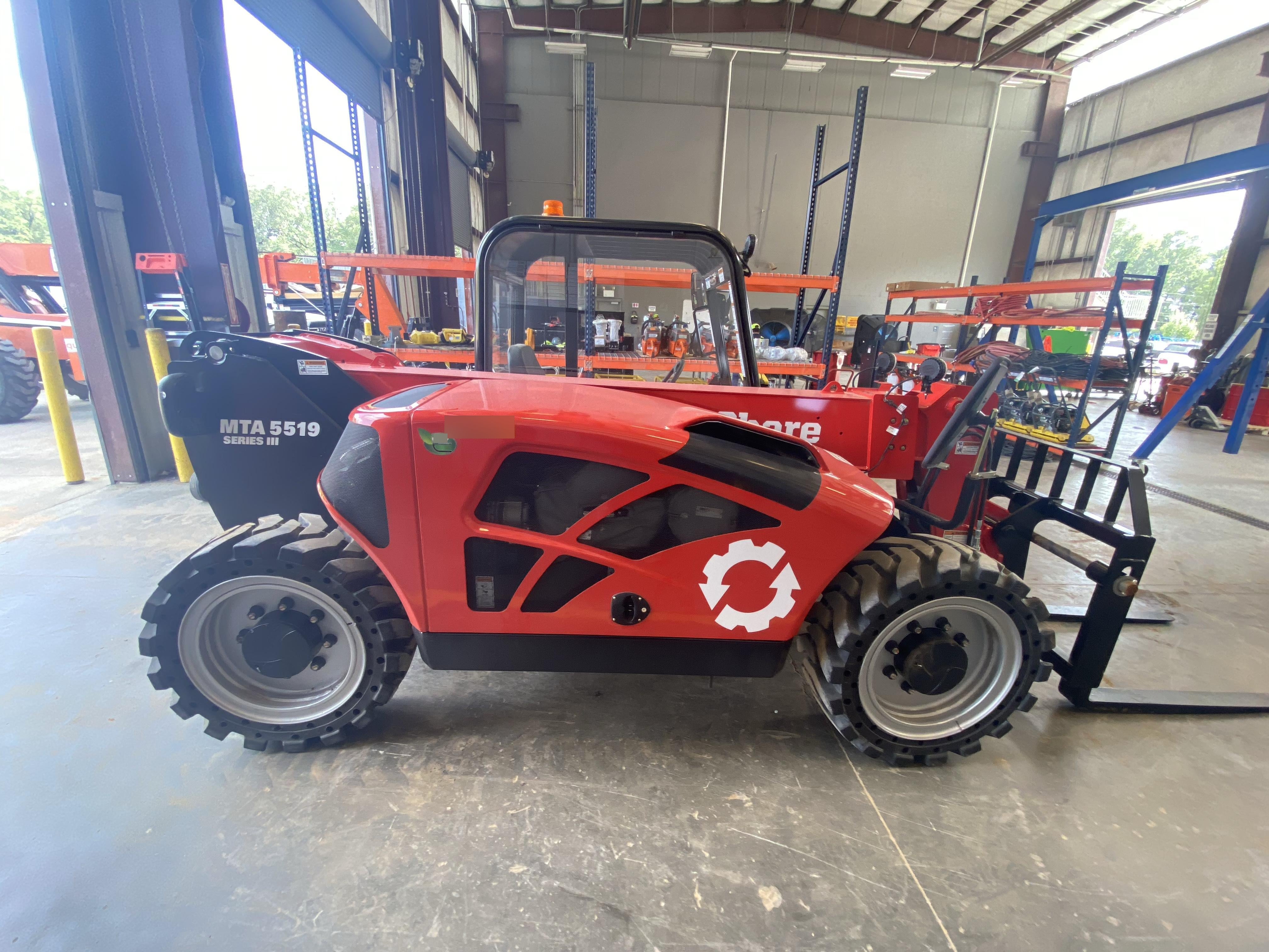 2020 MANITOU MTA5519