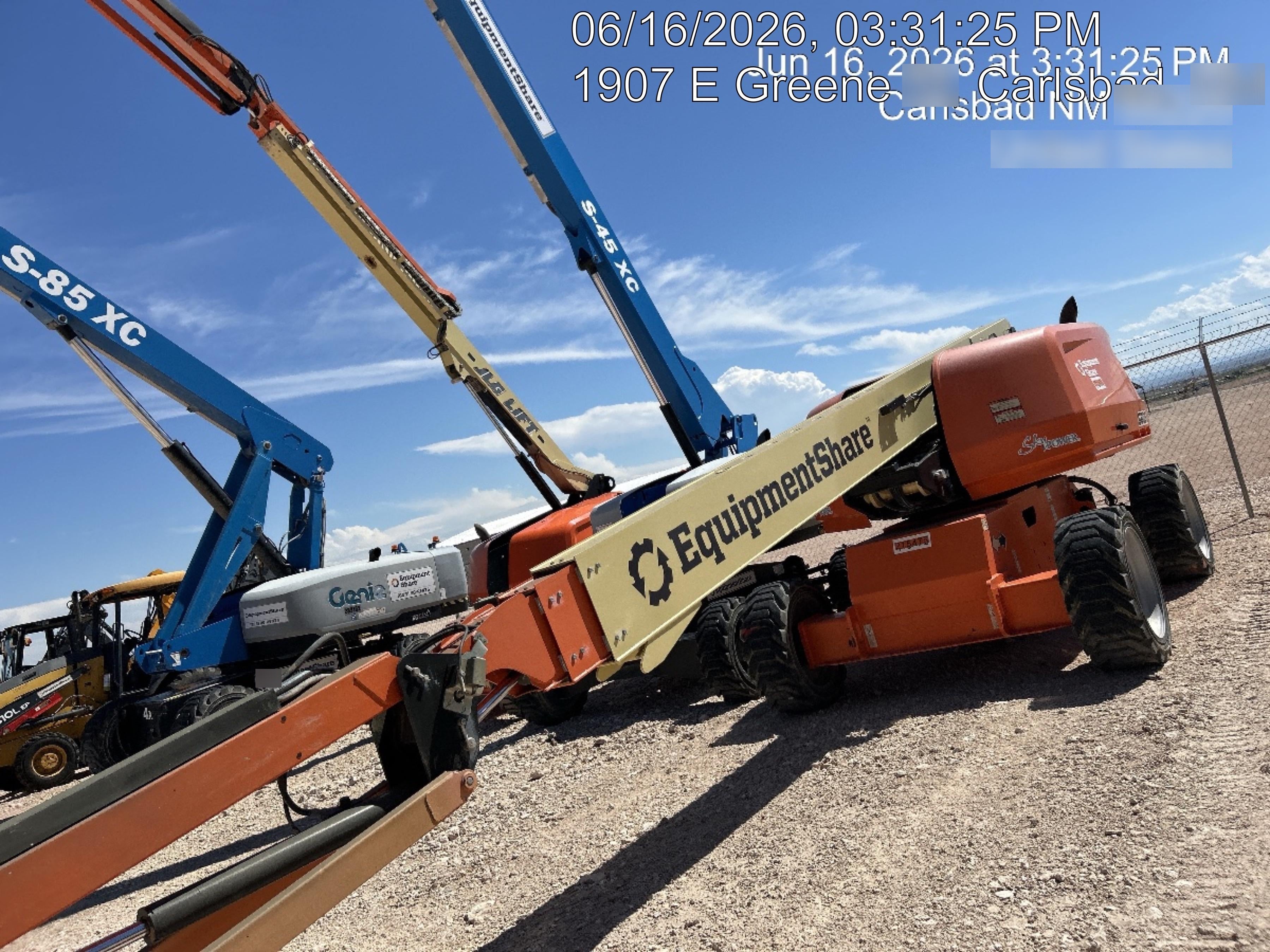 2022 JLG 660SJ