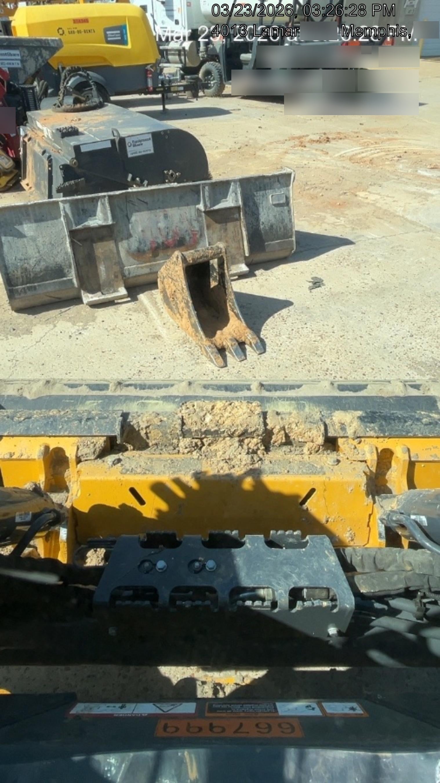 2025 TAKEUCHI 18" HD Bucket - Takeuchi