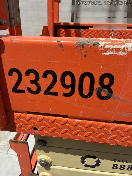 2022 JLG ES1932