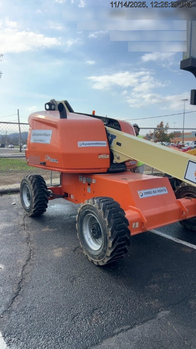 2020 JLG 400S