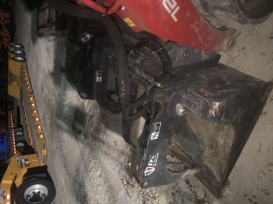 2020 PALADIN 76" Scrap Grapple Bucket - Paladin