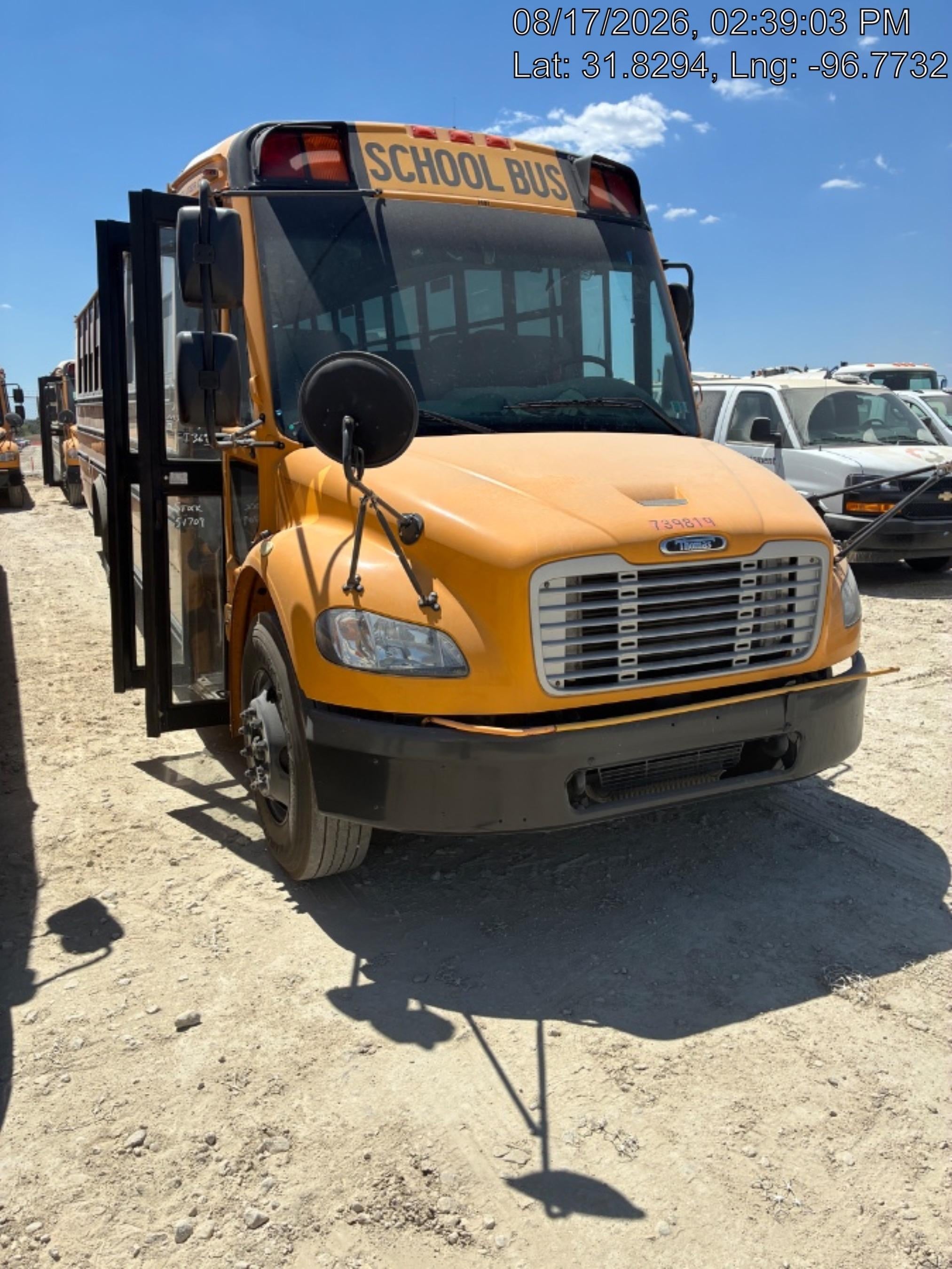 2014 FREIGHTLINER Thomas 72 Passenger Bus