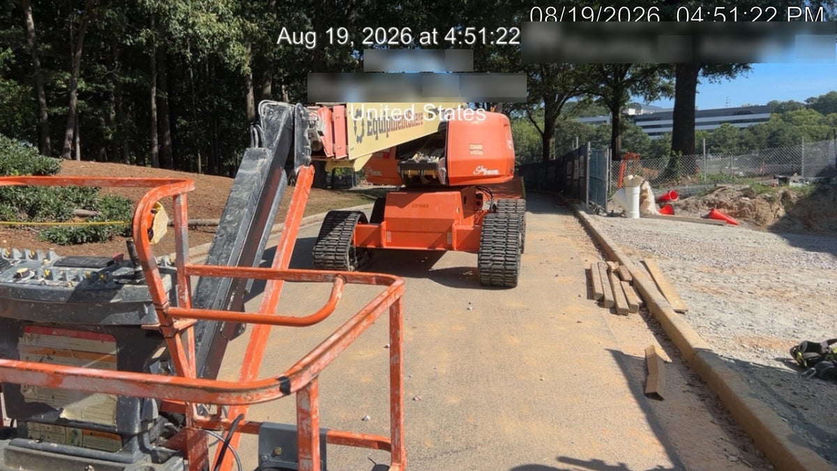 2022 JLG 660SJ Quad Track