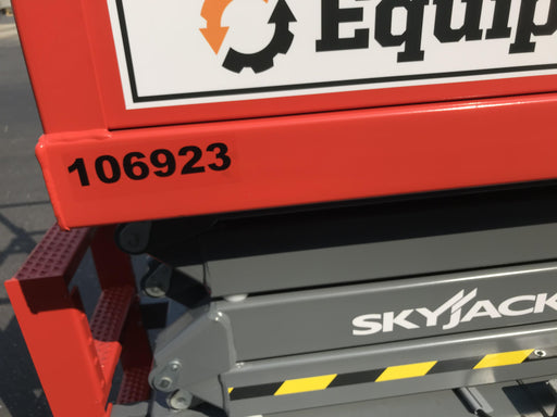 2020 Skyjack SJIII-3219 Solid NM Tires, Half height spring hinged entry gate, Dual Beacons, 800W Inverter