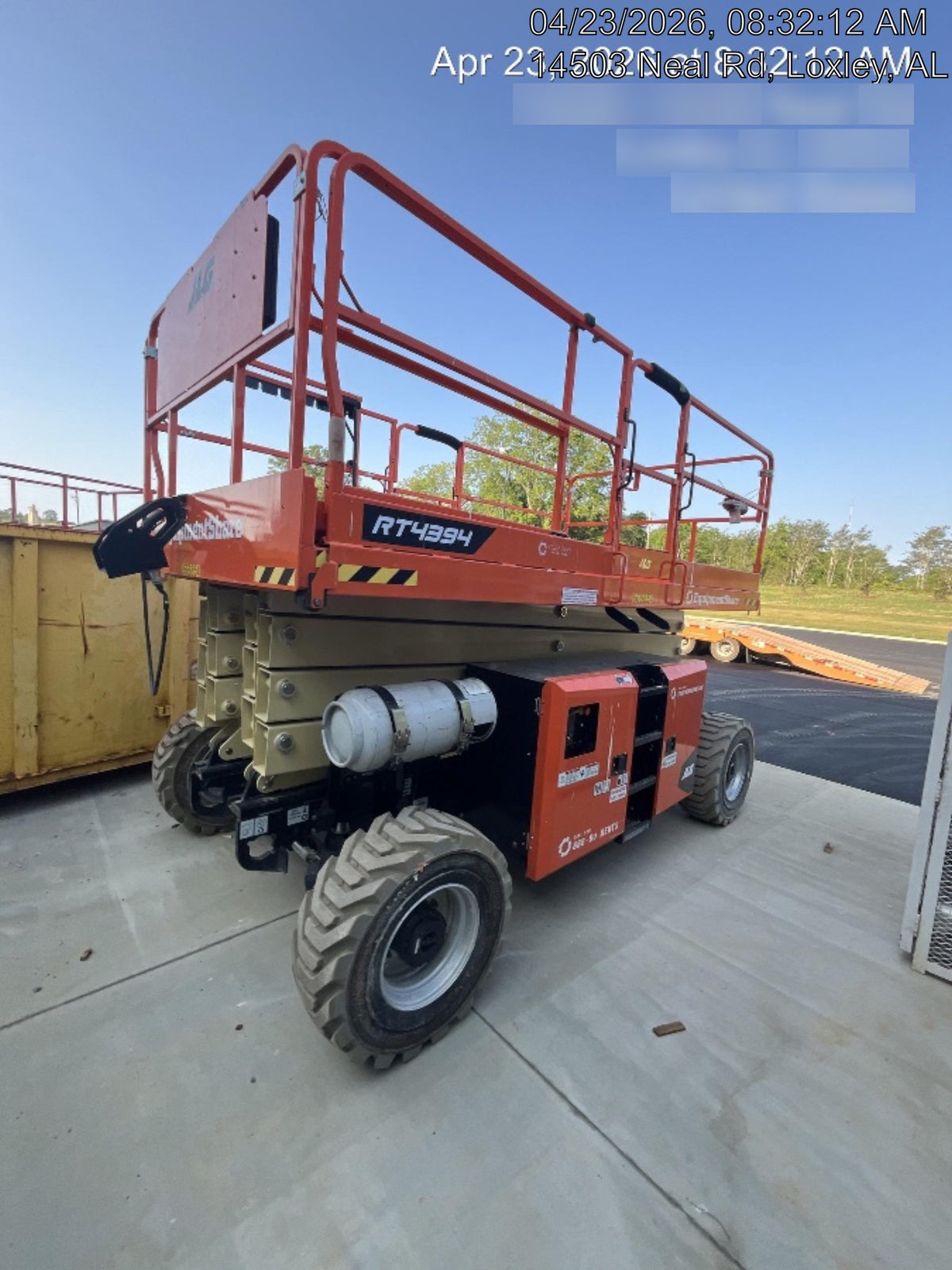 2025 JLG RT4394