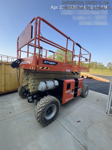 2025 JLG RT4394