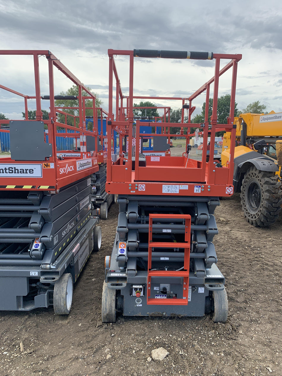 2021 SKYJACK SJ4740