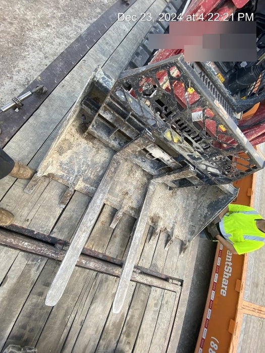 2022 PALADIN 48" Pallet Forks - Paladin