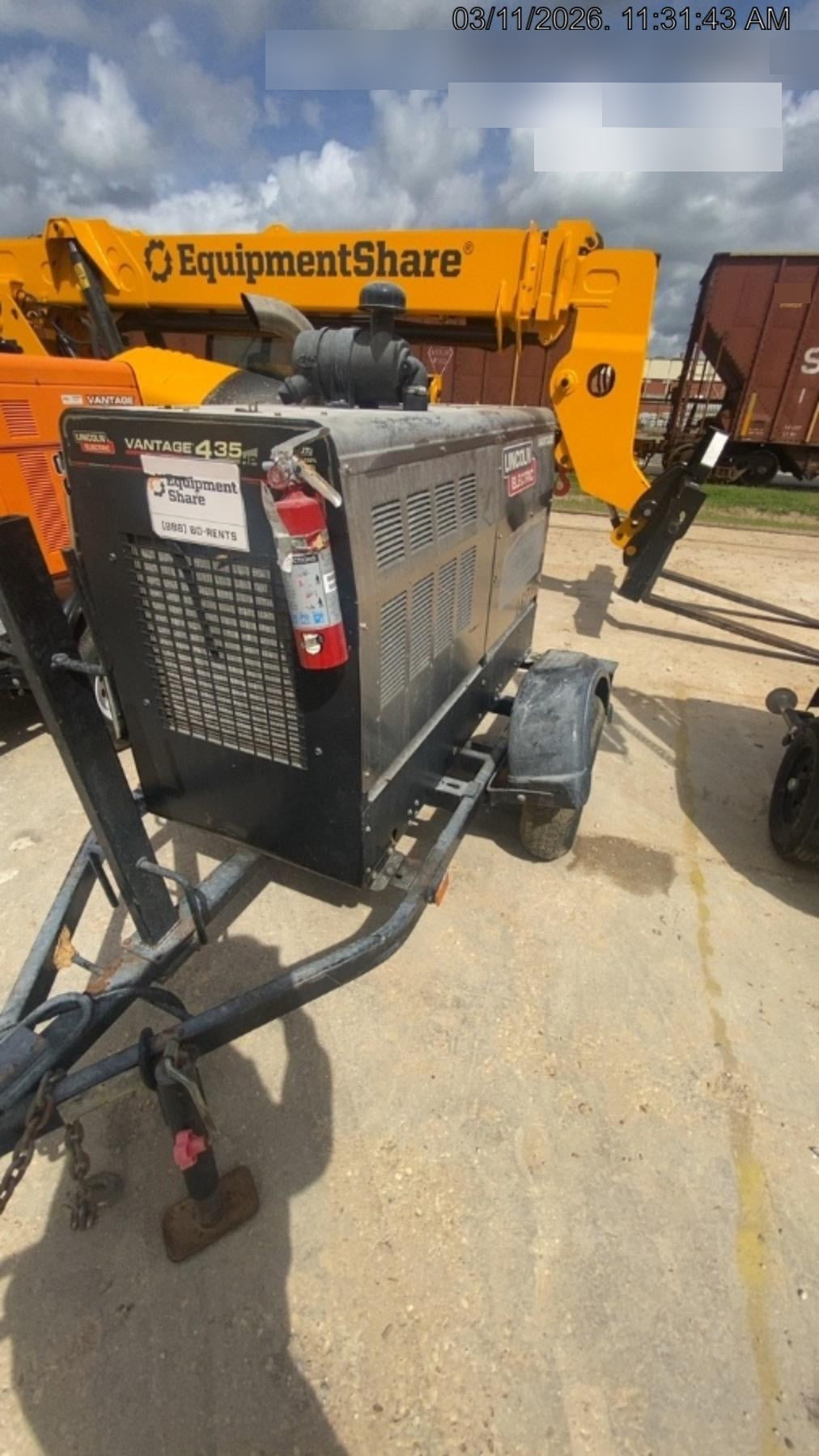 2018 Lincoln Electric Vantage 435 Lincoln Vantage 435 Welder Ready-Pak 3 w/Trailer, Fender/Light Kit, and Cable Rack