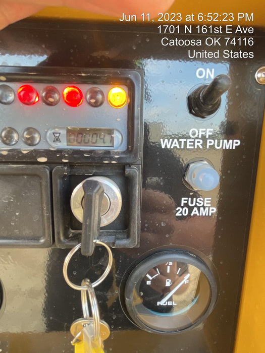 2023 Vac-Tron LP573XDT T4 Koehler Diesel Engine, 500 Gallon Debris Tank, x2 100 Gallon Water Tanks