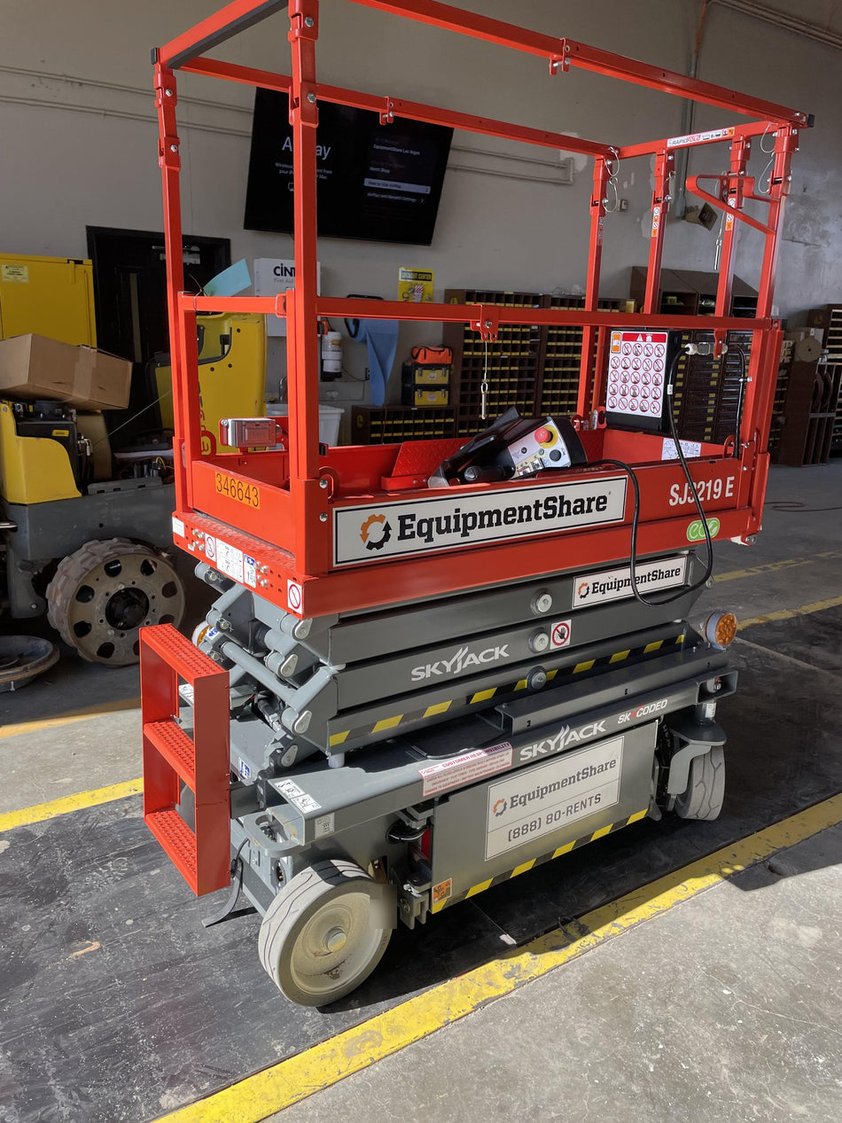 2023 SKYJACK SJ3219