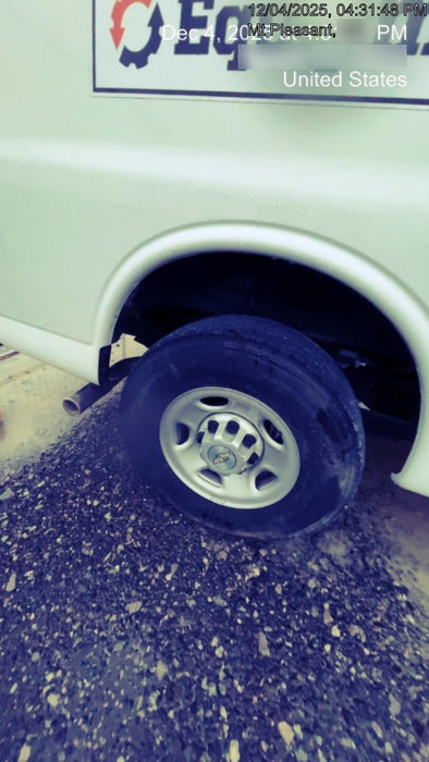 2023 CHEVROLET Express Van - Rental