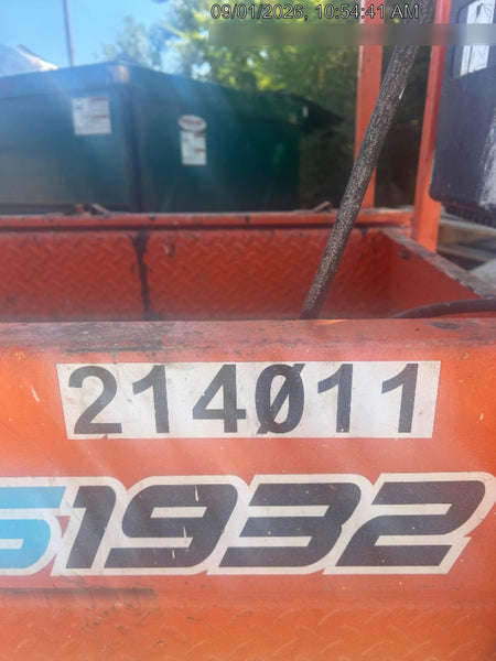 2022 JLG ES1932