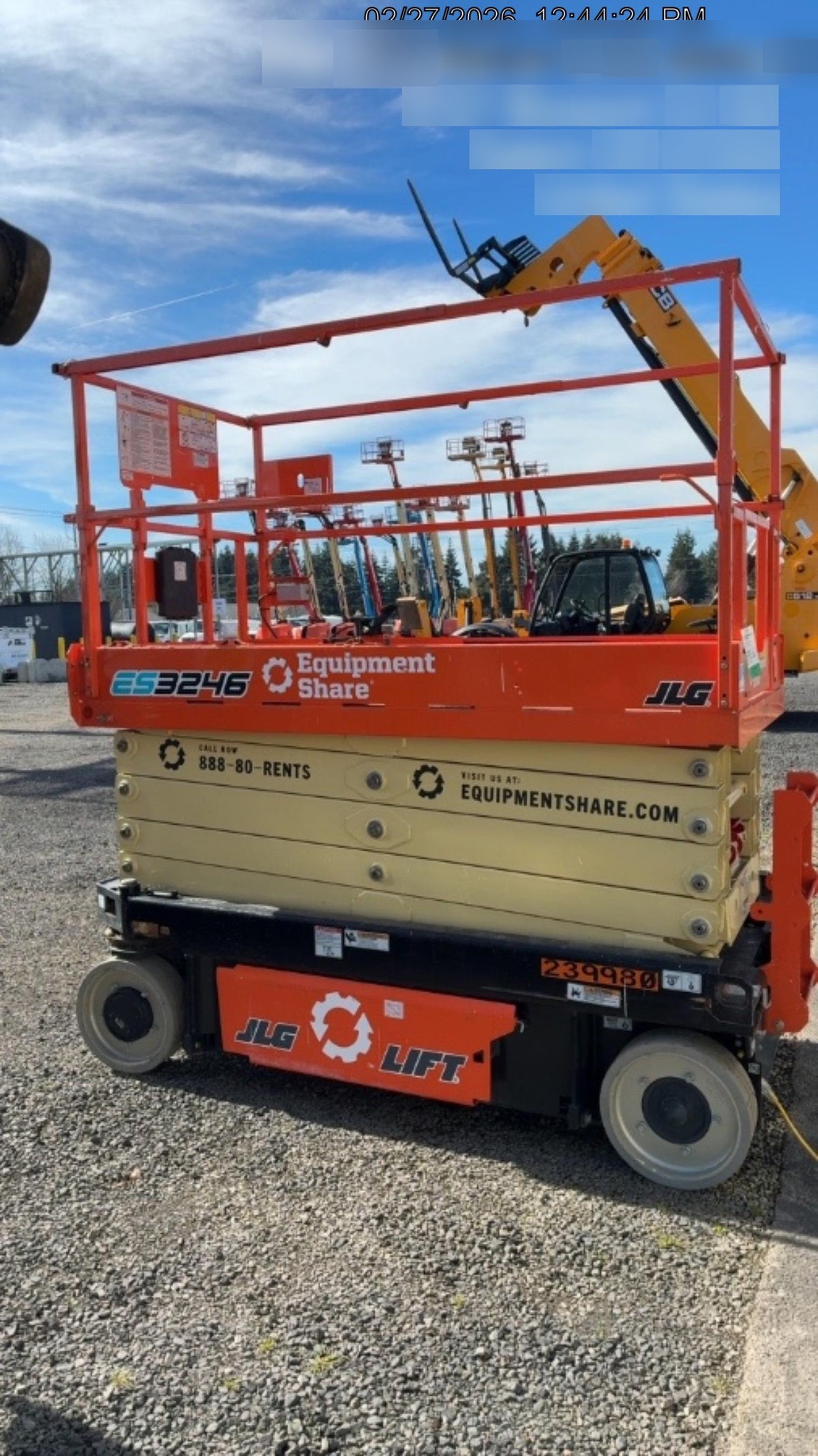 2022 JLG ES3246
