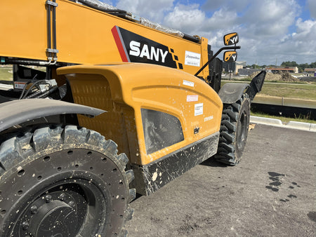 2023 SANY STH1056