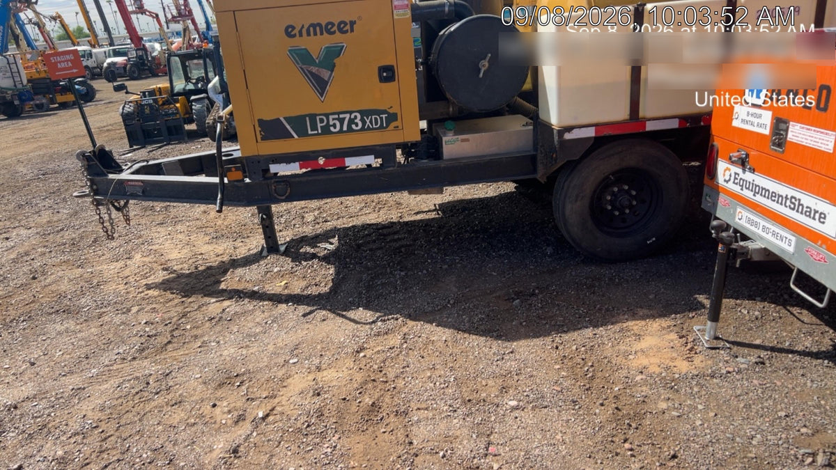 2022 Vac-Tron LP573XDT T4 Koehler Diesel Engine, 500 Gallon Debris Tank, x2 100 Gallon Water Tanks
