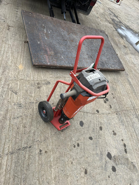 2023 HILTI TE 3000-AVR