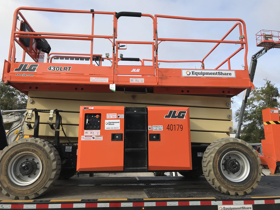 2019 JLG 430LRT