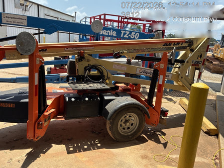 2022 JLG T350
