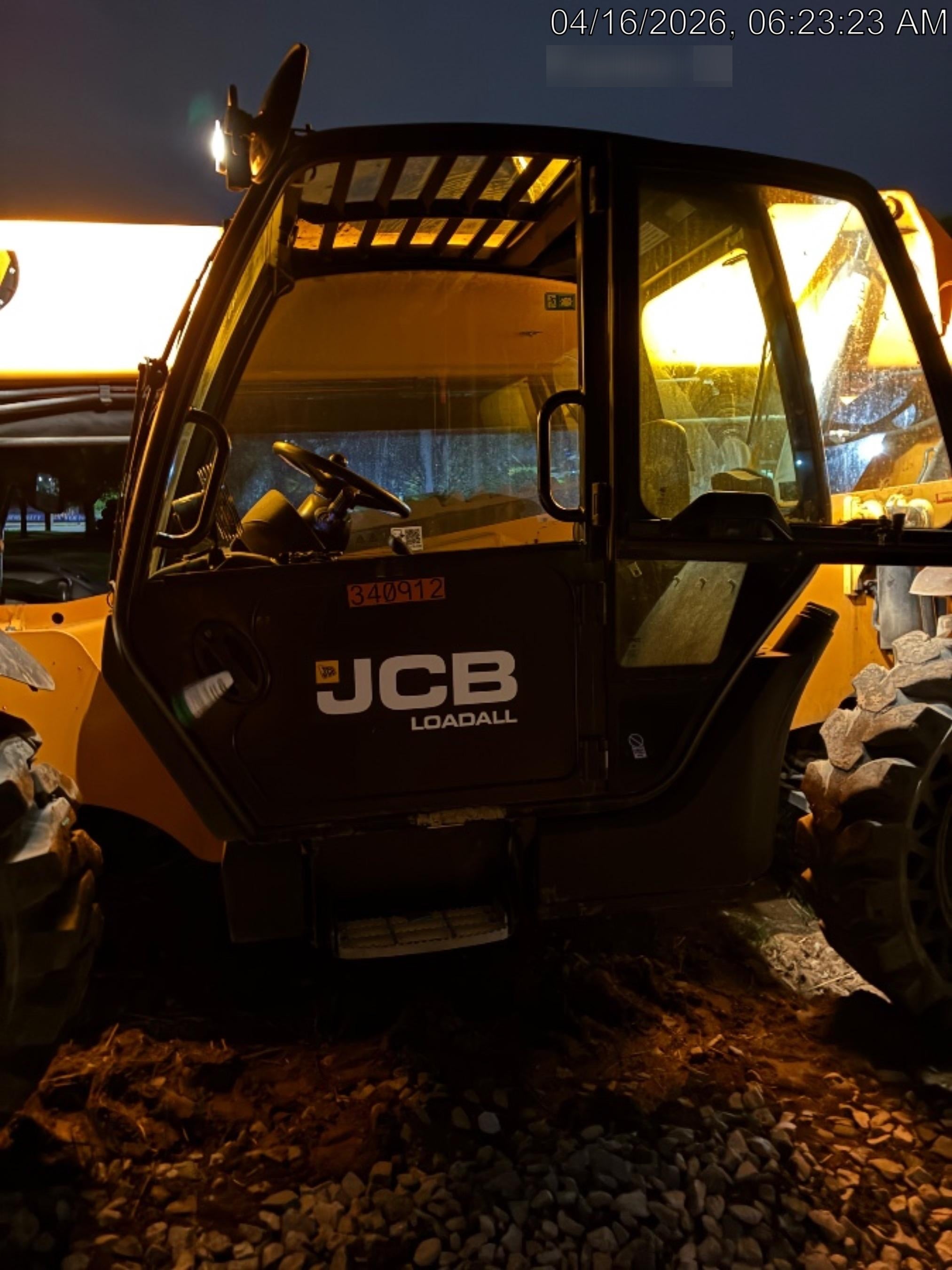 2023 JCB 509-42