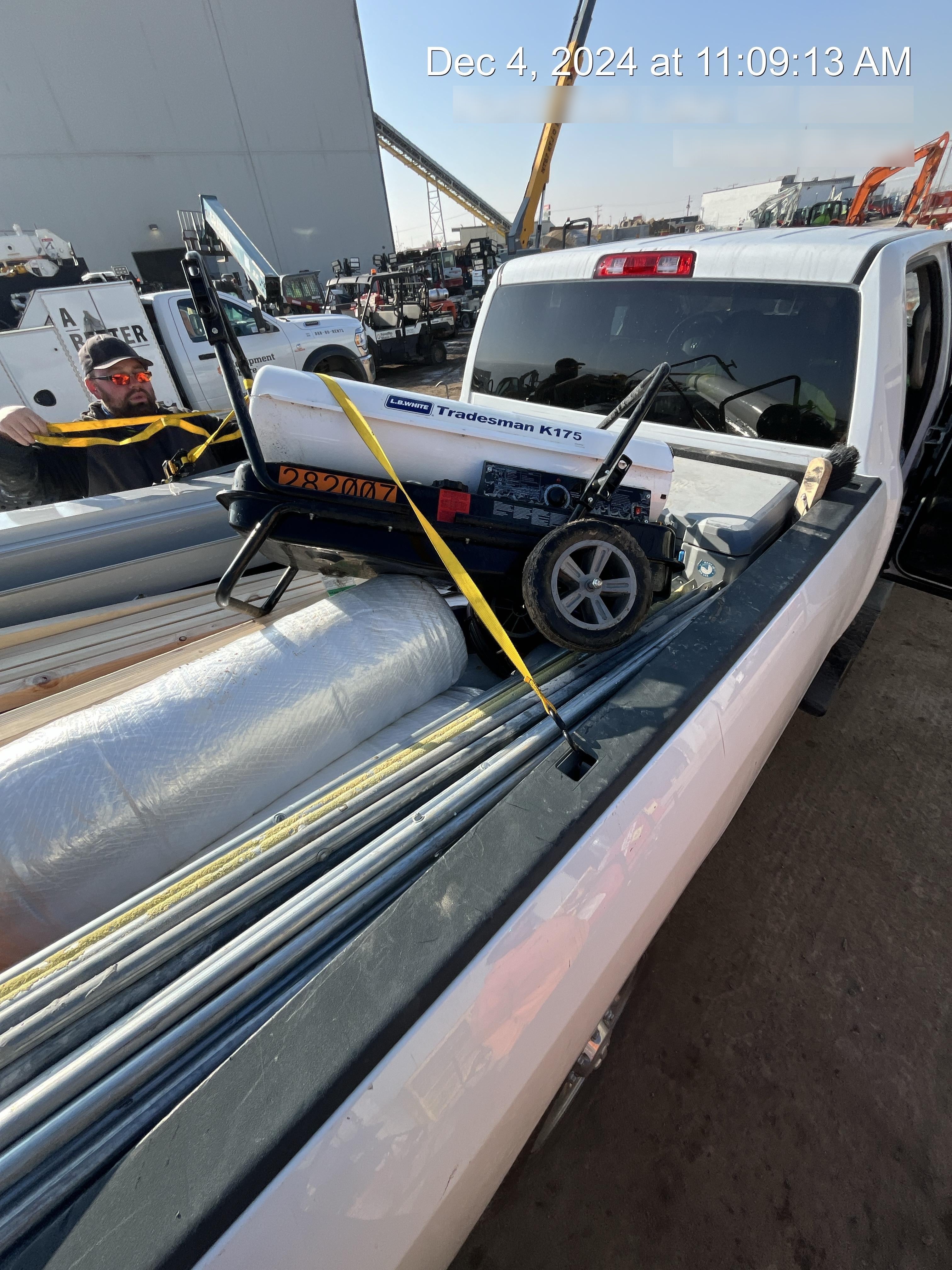 2022 LB WHITE Tradesman K175