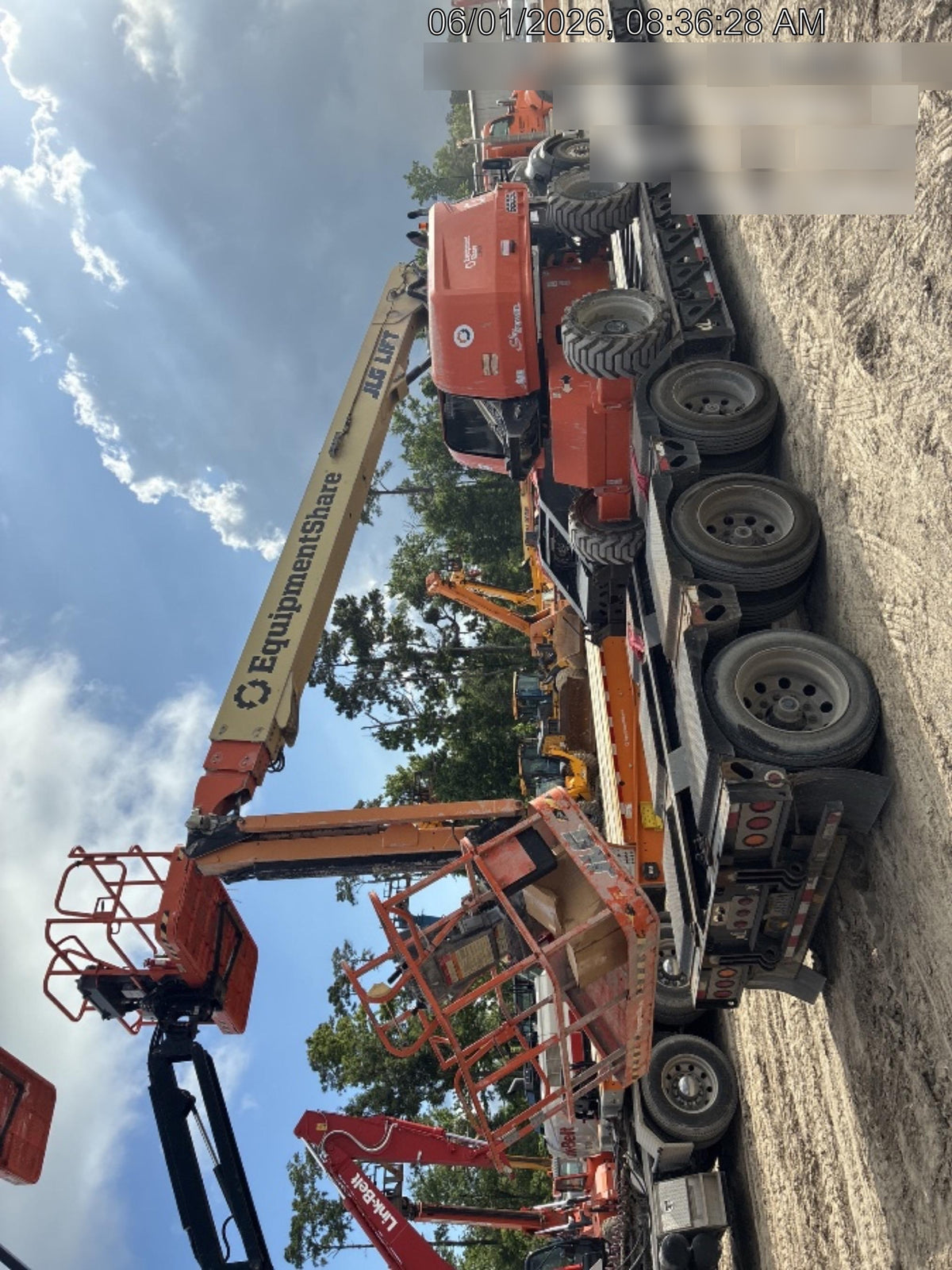 2022 JLG 660SJ