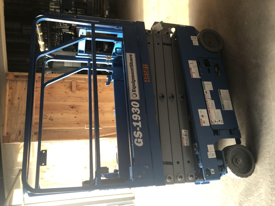 2019 Genie GS-1930 Half Height Swing Gate, 800W Inverter