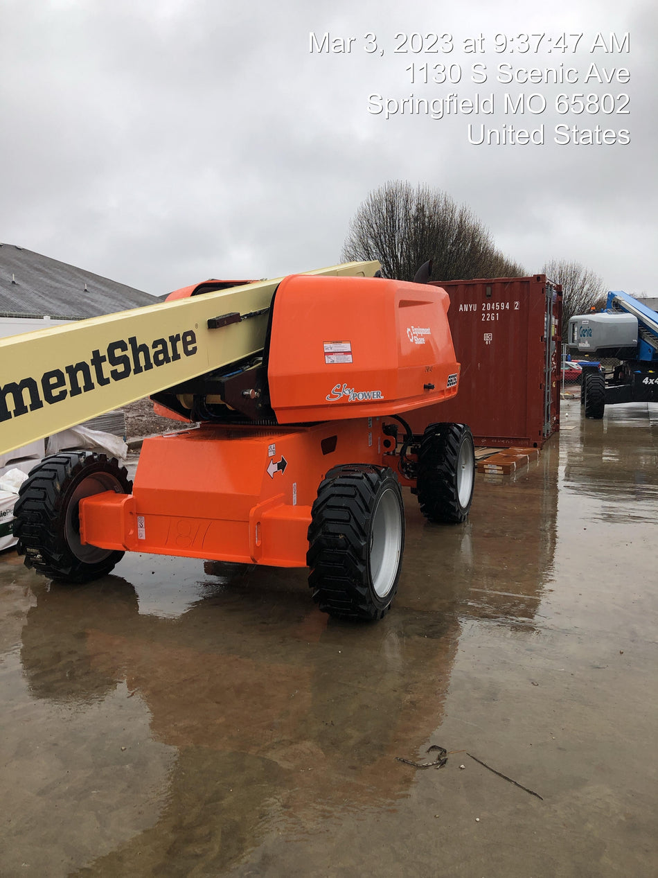 2023 JLG 660SJ
