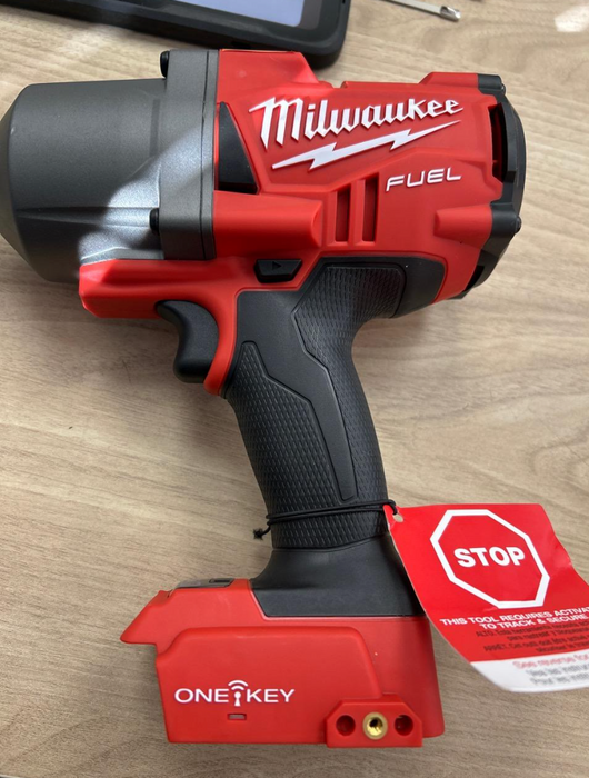 2024 MILWAUKEE 2864-22R